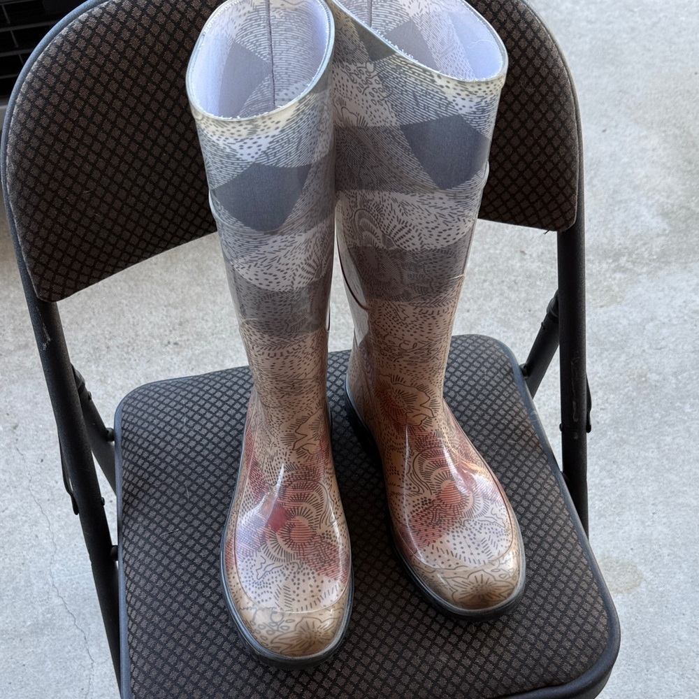 Burberry Multicolor Patterned Rain Boots